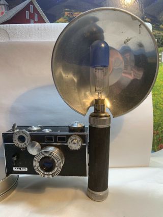Vintage Argus C - 3 Film Camera Flash W/1 Bulb Coated Cintar Lens 50mm Rangefind