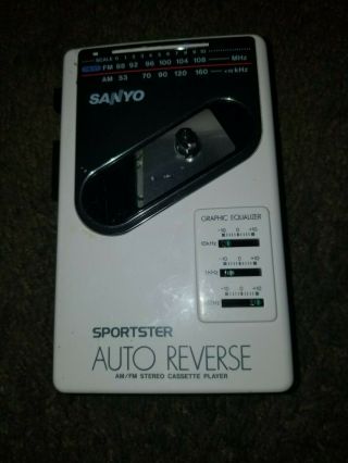 Vintage Sanyo Mgr87 Am/fm Cassette Player Sportster Auto Reverse.  White Version