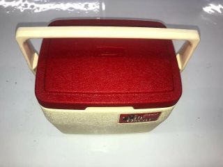 Vintage 1985 Coleman Lil Oscar Lunch Box 5272 Mini Cooler Handle White and Red 4