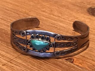 Vintage Native American Sterling Silver With Turquoise Stone Bracelet