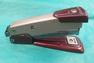 Vintage Arrow 25 Desk Stapler Mid - Centry Red And Tan All Metal 4 3/4 "