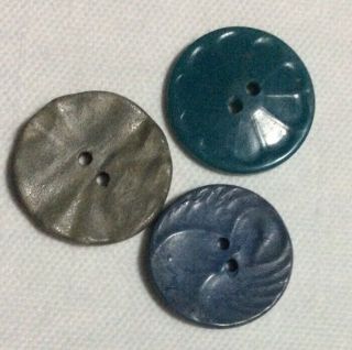 Collectable Vintage 23Plastic Arte Deco Buttons (6 added Since Photo) 5