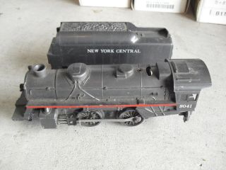 Vintage O Scale Lionel 8041 Locomotive And 8060 - T Nyc Tender