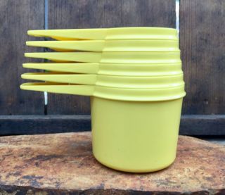Vintage Tupperware Yellow Measuring Cups Set 6 Pc Set - Bright