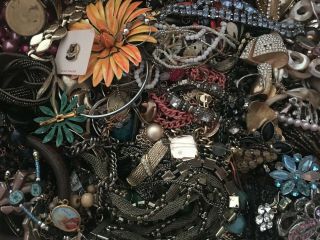 20 Pounds Mostly Scrap Vintage Jewelry Watches,  Chains,  Earrings,  Brooches,  Etc.