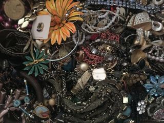 20 Pounds mostly scrap vintage jewelry watches,  chains,  earrings,  brooches,  etc. 5