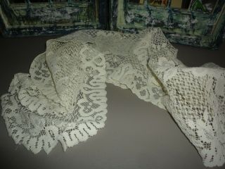Vintage Keeco Cream Lace Floral Table Runner 48 X 15
