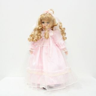3x Vintage Porcelain Dolls on Display Pedestals Pink White Dress Brown Hair 409 2