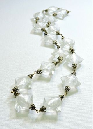 Vintage Encased White Foiled Lampwork Art Glass Bead Necklace Jl19109
