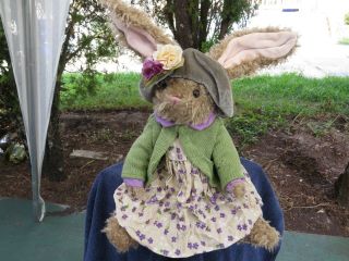 Vintage Russ Berrie UK Mabel Bunny Rabbit Lovey Plush Stuffed Animal Doll 2
