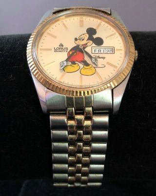 Vintage Men ' s Walt Disney Mickey Mouse Lorus Quartz Watch Water Resistant 3