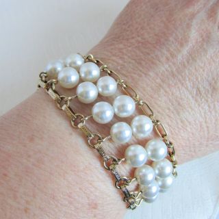 1980s Vintage Sarah Coventry White Faux Pearl Bookchain Link Bracelet Signed A,