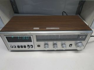 Gently Sound Design Vintage 70s Wood Grain Alarm Clock AM FM Radio 3970 2