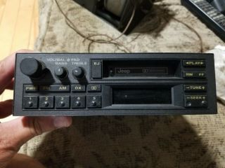 1989 - 96 Jeep Am/fm/cassette In - Dash Radio Part 56003021 Vintage