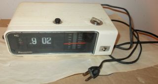 Vintage Panasonic Fm - Am Clock Radio - Rc - 6003,  Cream Color - But Some Issues