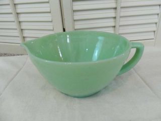 Vintage Fire King Jadeite Green Pouring Mixing Bowl With Handle