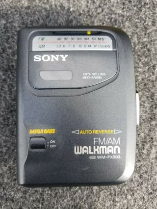 Vintage Sony Walkman Wm - Fx303 Fm/am Radio Cassette Player W/ Mega Bass (s)
