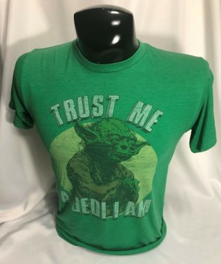 Star Wars Vintage Look Yoda Trust Me A Jedi I Am Green T Shirt Size Medium