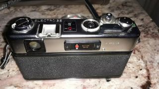 Vintage Yashica Electro 35 GSN 35mm Camera 3