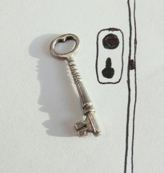 Vintage Sterling Silver Old Fancy Skeleton Door Key Bracelet Charm Pendant