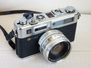 Classic Yashica Electro 35 Gsn 35mm Film Rangefinder Camera