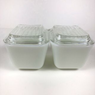 2 Vintage 70 ' s Pyrex Refrigerator Dishes w/ Lids 1.  5 Cup 501B Snowflake Garland 2