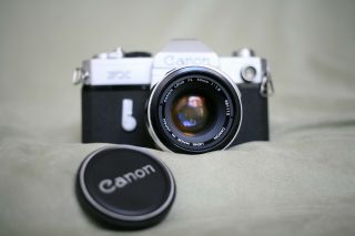 Vintage Canon Fl 50mm F 1.  8 Lens W/ Fx 35mm Film Camera Light Seals