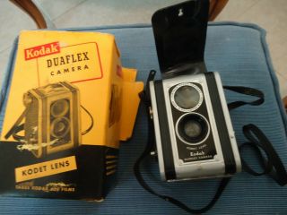 Vintage Kodak Duaflex Camera With Kodet Lens 620 Film.