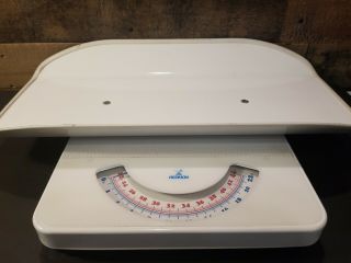 Vintage Redmon Baby/ Pet Scale 44lb Capability,  Made In Hungary R16717