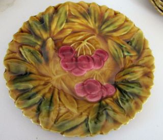 Sarreguemines Vintage French Ceramic Majolica Fruit dessert Plates 7