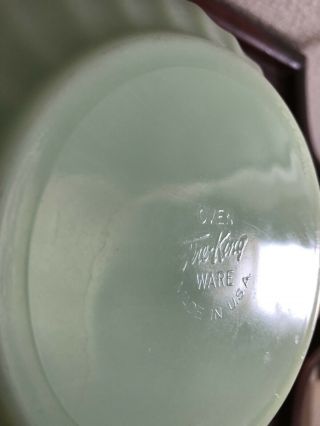 Vintage 8” Fire King Swirl Spiral Pattern Green Jadeite Milk Glass Mixing Bowl 4