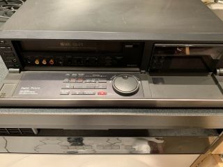Sony SLV - R5UC VHS VCR 3