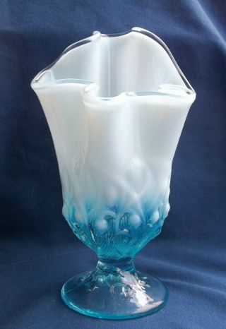 Vintage Fenton Blue Opalescent Lily Of The Valley Pattern Handkerchief Vase