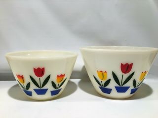 Set Of 2 Vintage Fire King Ivory Tulip Mixing Nesting Bowls 8.  5 " D And 7.  5 " D