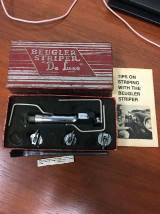 Vintage Beugler Striper De Luxe