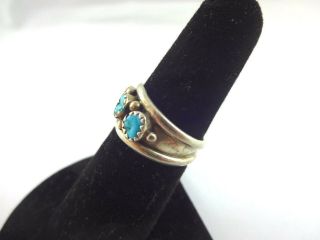 Estate Vintage Native American Style.  925 Sterling Silver Turquoise Ring Size 6