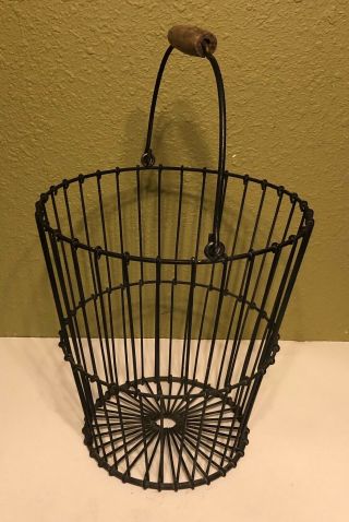 Vintage Large Heavy Metal Wire Basket With Wooden Handle 3