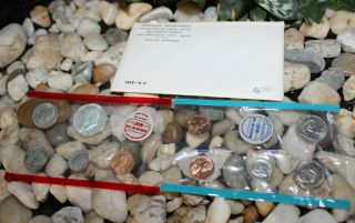 Vintage 1968 Uncirculated Coin Set Quarter Dime Nickel 50 Cent Penny