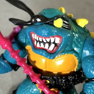 1990 Teenage Mutant Ninja Turtles Slash action figure complete vintage TMNT 2