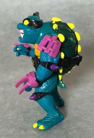 1990 Teenage Mutant Ninja Turtles Slash action figure complete vintage TMNT 4