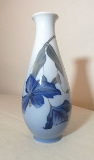 Vintage Hand Painted Royal Copenhagen Denmark 4055 Porcelain Floral Flower Vase