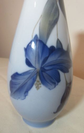 vintage hand painted Royal Copenhagen Denmark 4055 porcelain floral flower vase 4