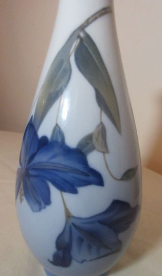 vintage hand painted Royal Copenhagen Denmark 4055 porcelain floral flower vase 5