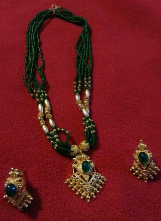 Vintage Gold Tone Beaded Green Stone Necklace And Earrings