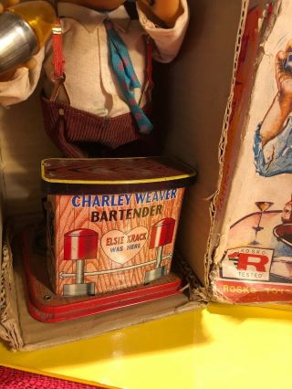 Vintage 1962 ROSKO TOYS Battery Operated CHARLEY WEAVER BARTENDER Tin Toy 6