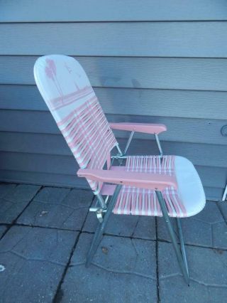Vintage Folding Lawn Chair Pink & White Vinyl Tubing Palm Trees & Seagulls