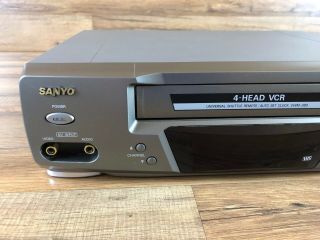 Sanyo VWM - 380 4 - Head VCR VHS Player Recorder Tape 2
