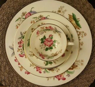 Vintage Charnwood by Wedgwood Fine Bone China Dinnerware 5 Piece Place Setting 2