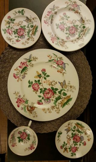 Vintage Charnwood by Wedgwood Fine Bone China Dinnerware 5 Piece Place Setting 8