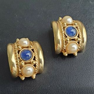 Signed Joan Rivers Vintage 1970s 80s Lapis Glass Gold Tn Pearl Clip Earrings L66
